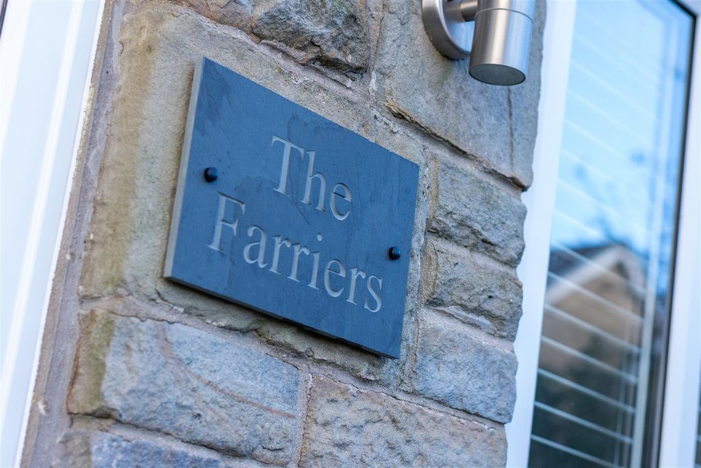 Property photo 3 of 39 External