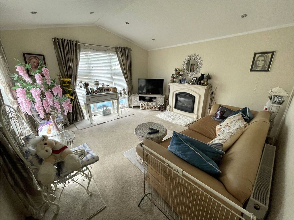 Property photo 2 of 9 Picture No. 01
