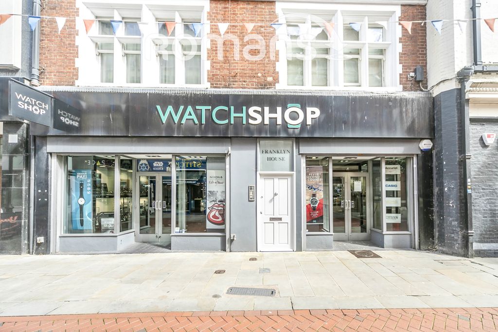 Property photo 1 of 11 03De61B2-0335-ee11-B