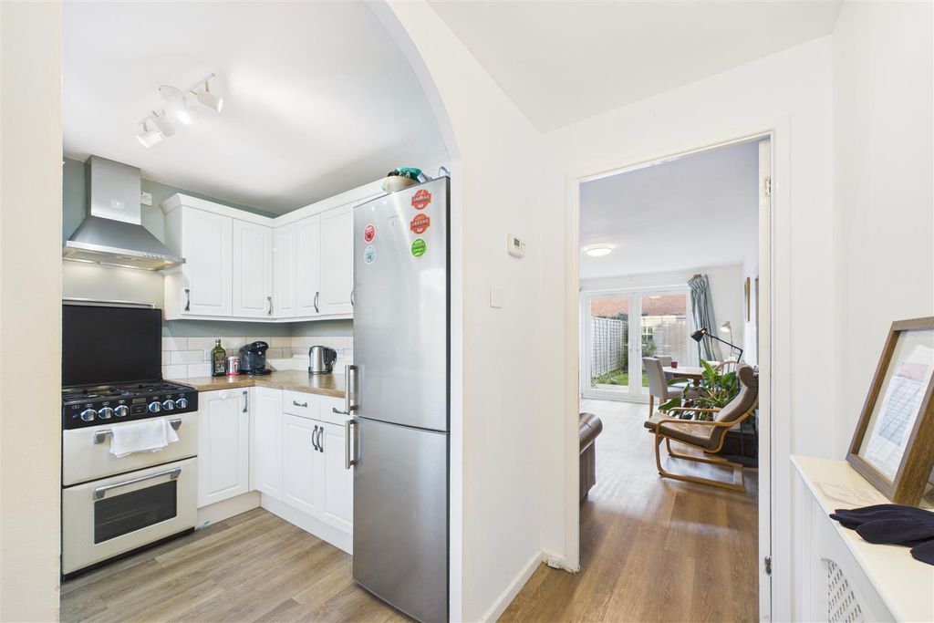 Property photo 2 of 16 Cam01894G0-Pr0247-Still002.Jpg