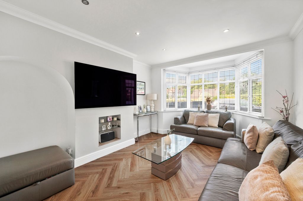 Property photo 3 of 29 Picture No. 26