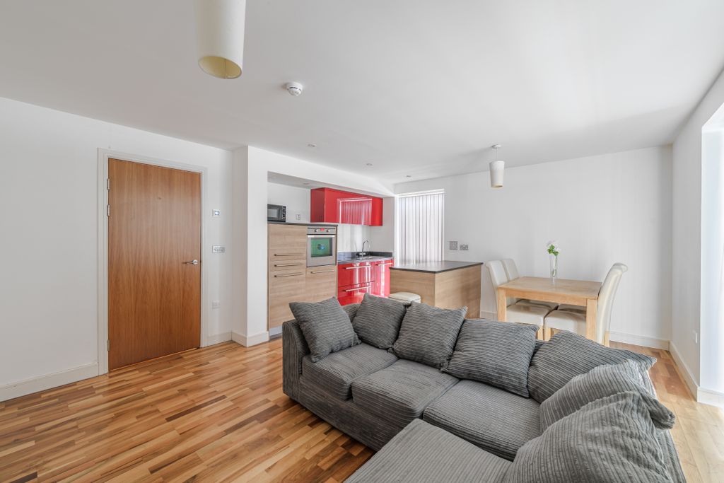 Property photo 1 of 12 333 Hemisphere-2