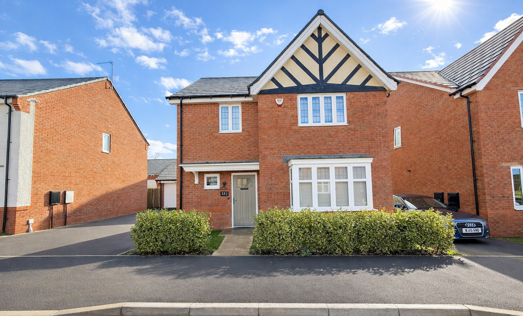 Property photo 1 of 14 Photo 4