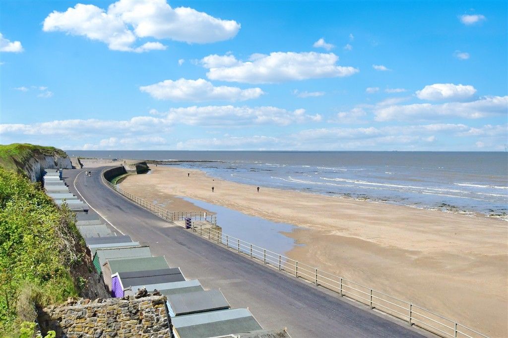 Property photo 3 of 10 Surrounding Area