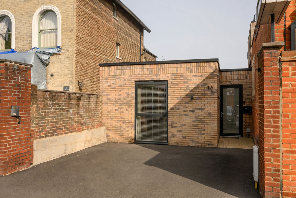 Property photo 1 of 8 Picture No. 13