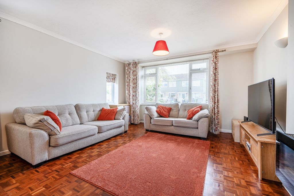 Property photo 2 of 20 Living / Dining Room