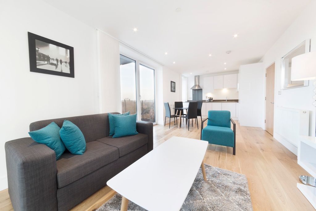 Property photo 2 of 16 4111332