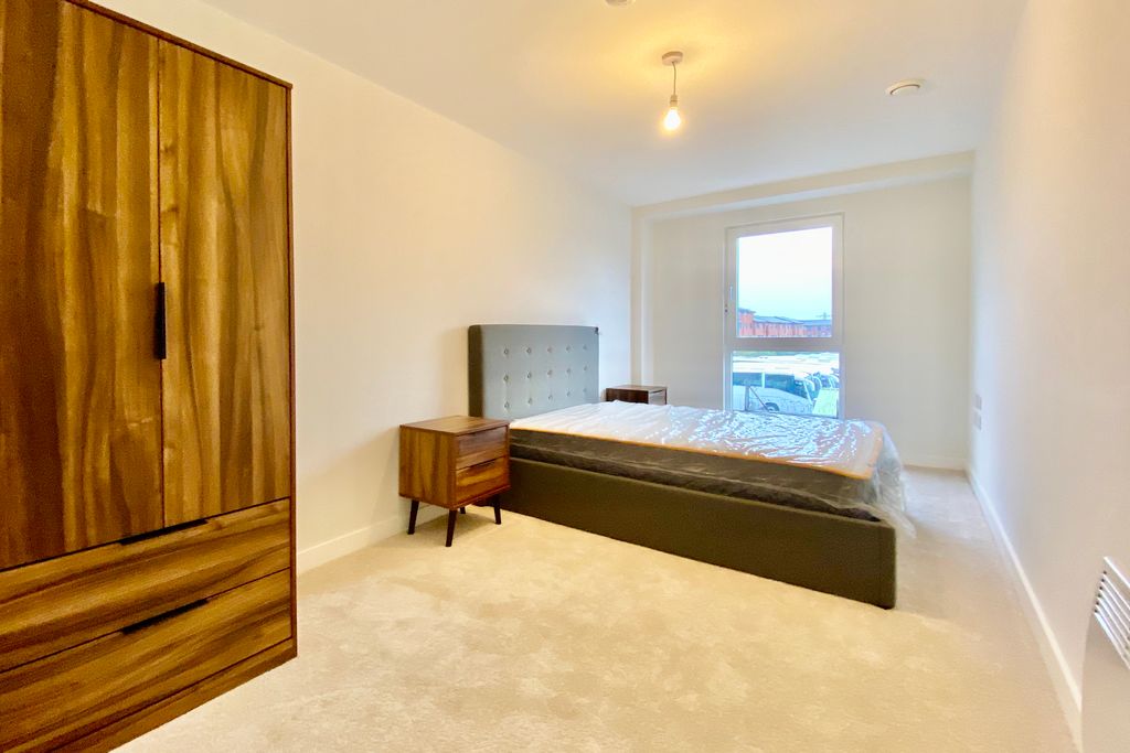 Property photo 2 of 8 Photo 05