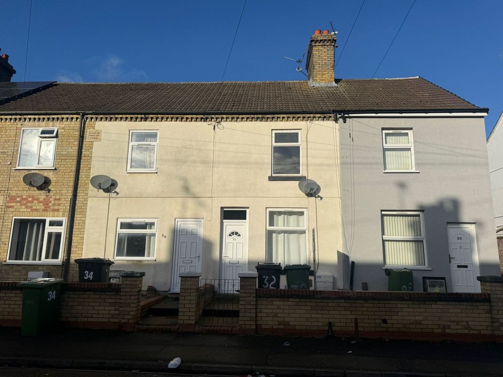 Property photo 1 of 7