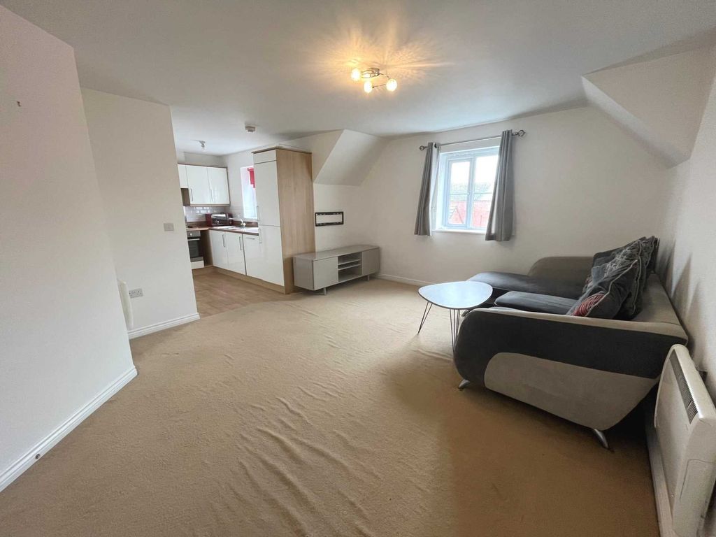 Property photo 2 of 9