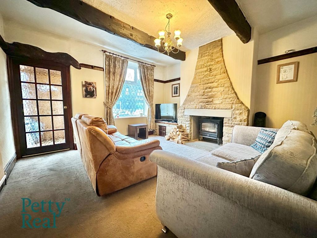 Property photo 2 of 14 807Ea5A4-0Ad6-40F6-B7D8-667295C520Dd.Jpeg