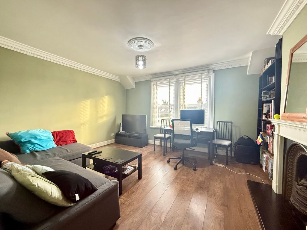 Property photo 2 of 9 Img_0910