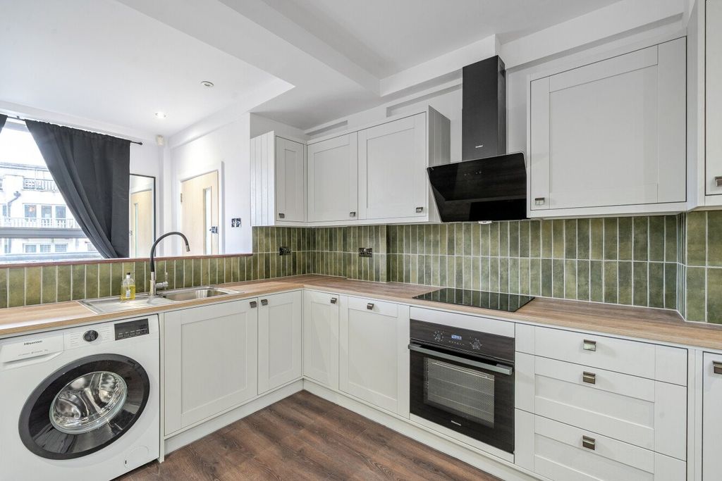 Property photo 2 of 16 Picture No. 19