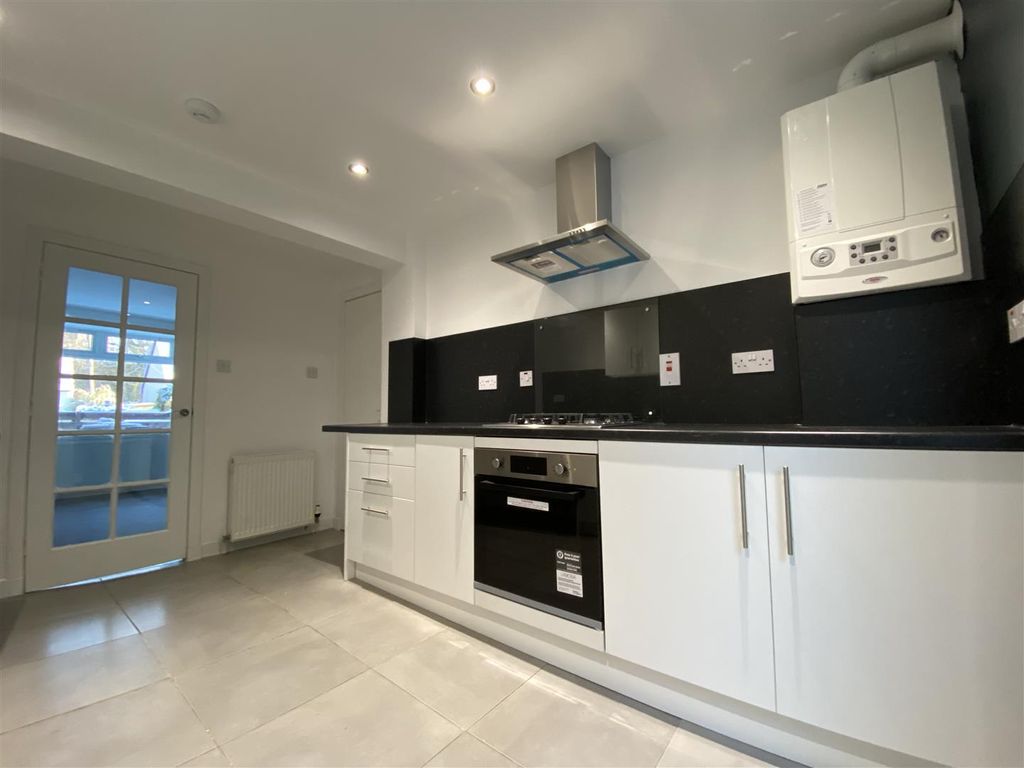 Property photo 3 of 15 3.Jpg