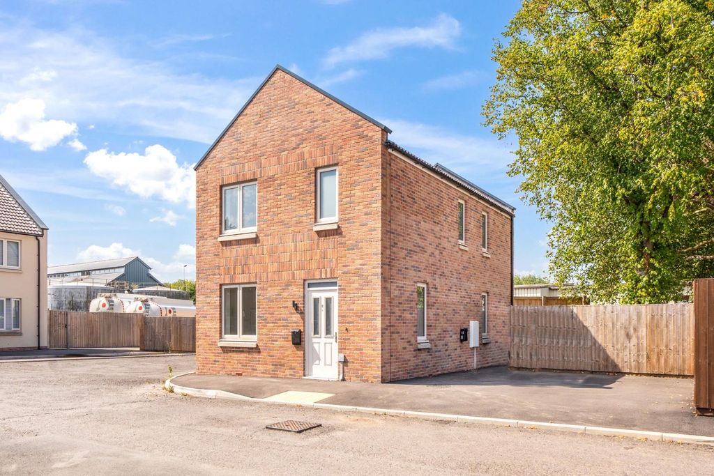 Property photo 1 of 19 Plot 8 - Front .Jpg