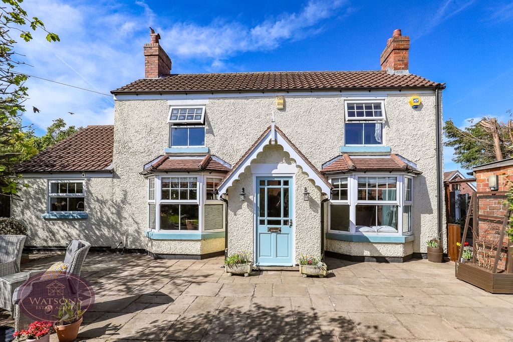 Property photo 1 of 33