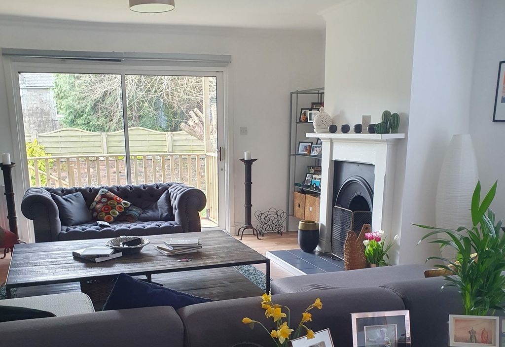 Property photo 3 of 15 Lounge With Patio Doors
