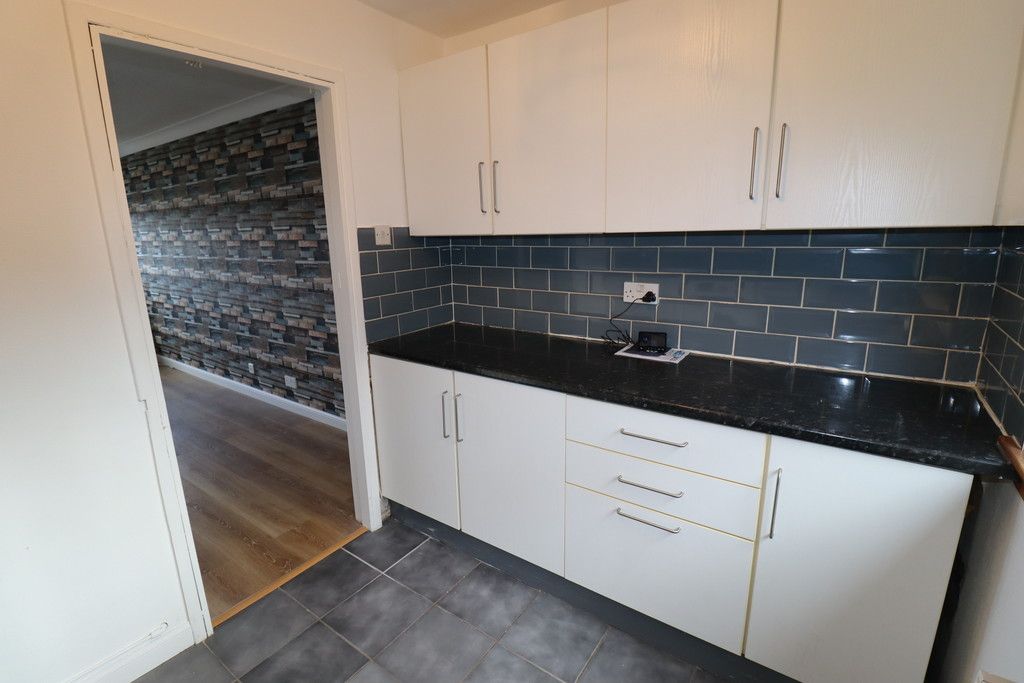 Additional image 7 of 2 bed flat to rentGairloch Crescent, Redding FK2