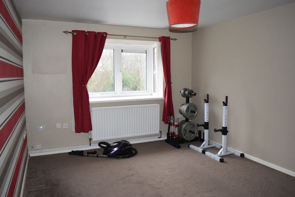 Property photo 2 of 8