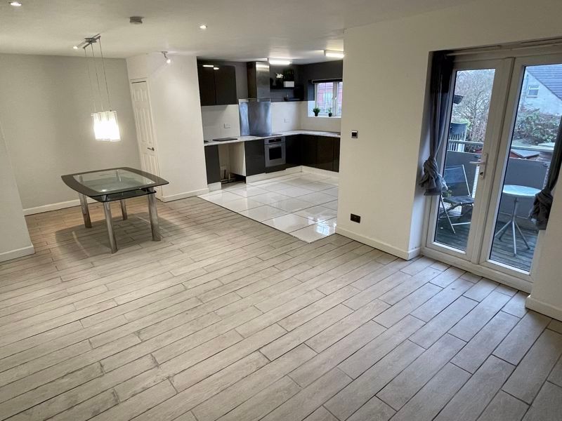 Property photo 3 of 12 Photo 2