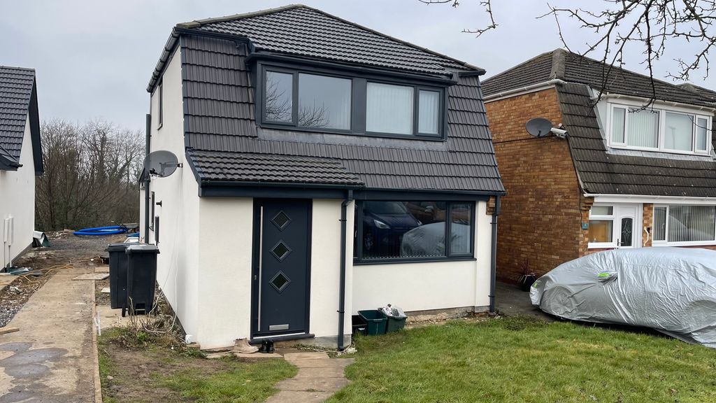 Property photo 1 of 13 External