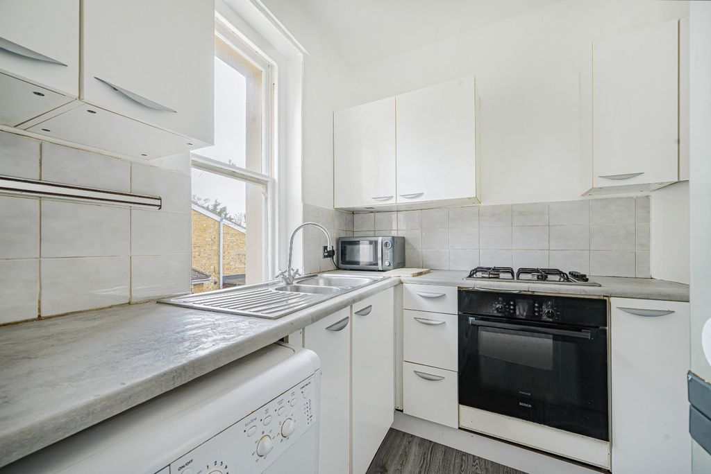 Property photo 3 of 7 Picture No. 04
