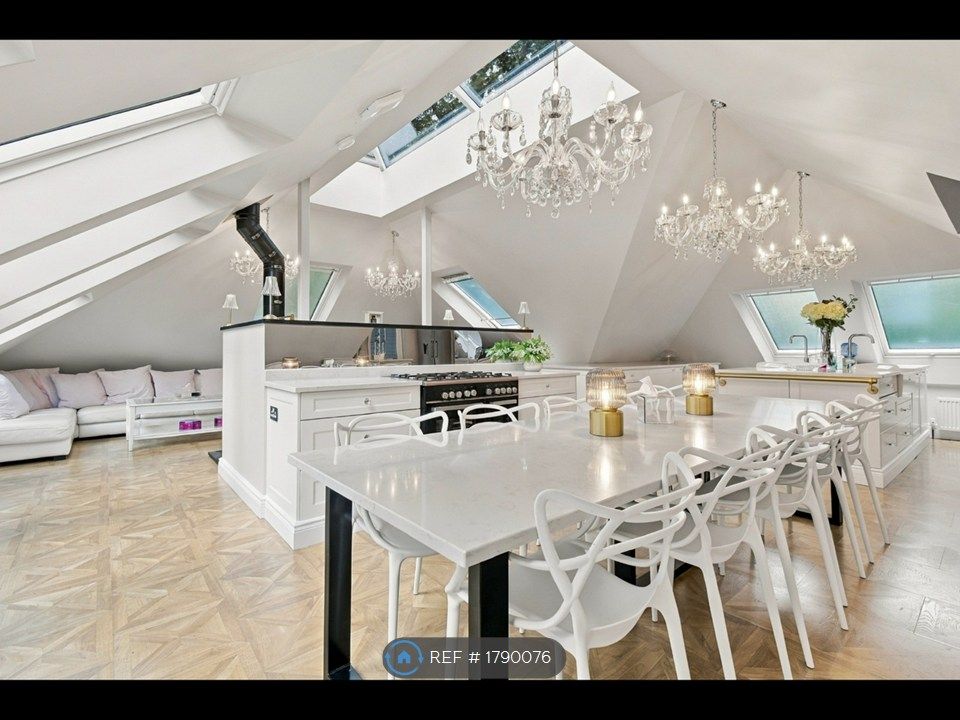 Property photo 1 of 35 Upstairs Dining