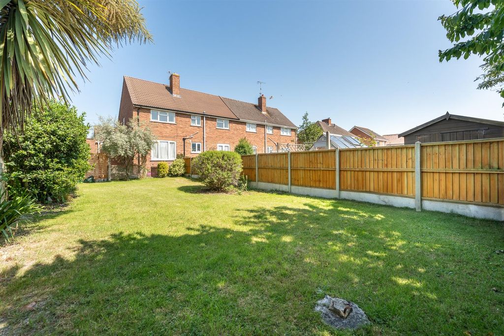 Property photo 1 of 13 Private Garden
