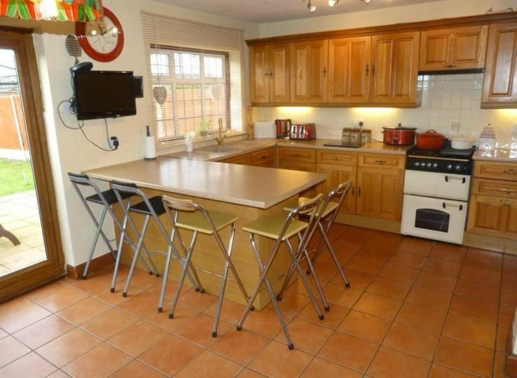 Property photo 3 of 18