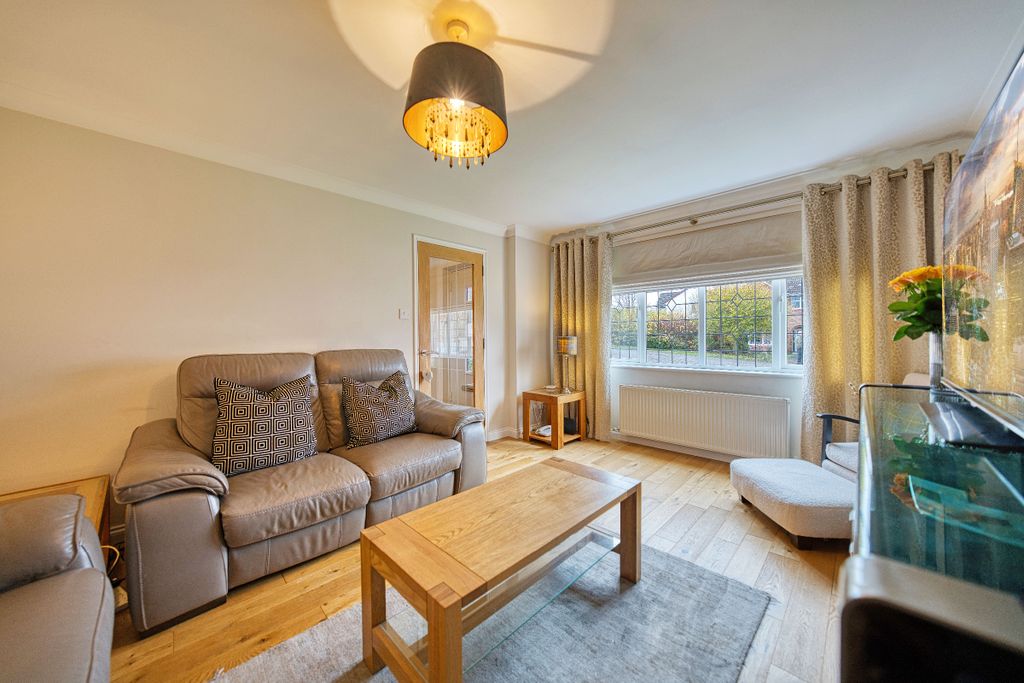 Property photo 2 of 41