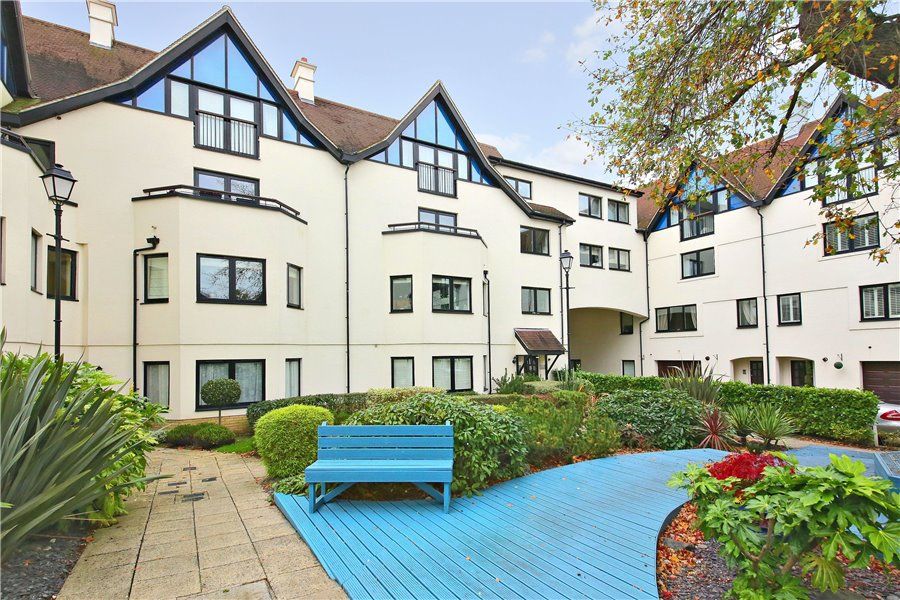 Property photo 1 of 12