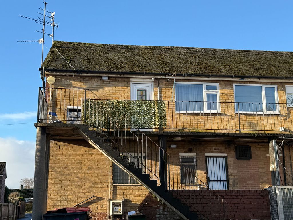 Property photo 1 of 8