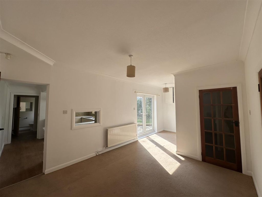 Property photo 2 of 12 Img_1314.Jpg