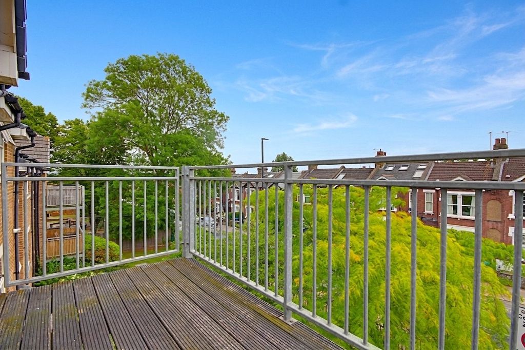 Property photo 1 of 12 Picture No. 02