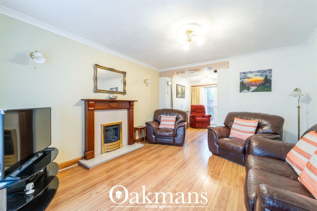 Property photo 3 of 30 Picture No. 02