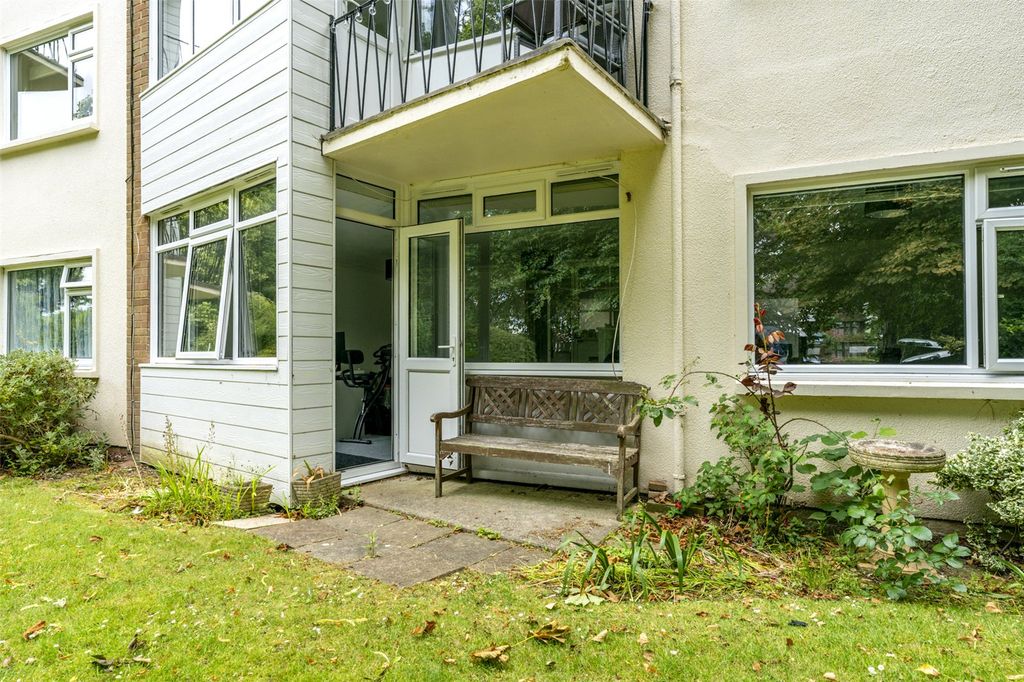 Property photo 2 of 21 Picture No. 18