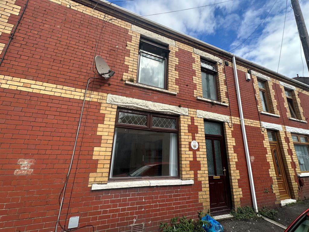 Property photo 1 of 13
