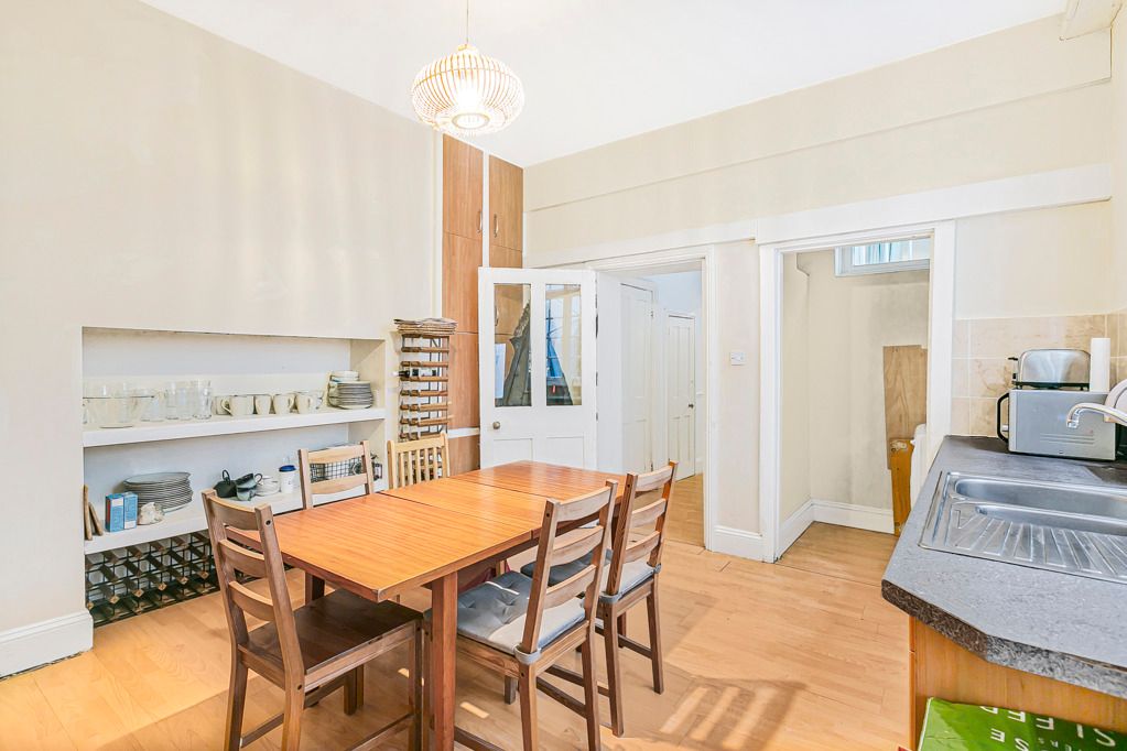 Property photo 3 of 22 Kitchen/Dining Room