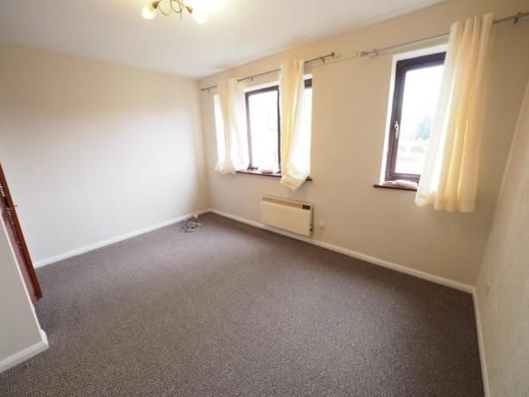 Property photo 3 of 6 Bedroom