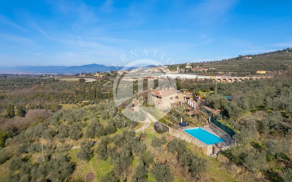 Property photo 3 of 35