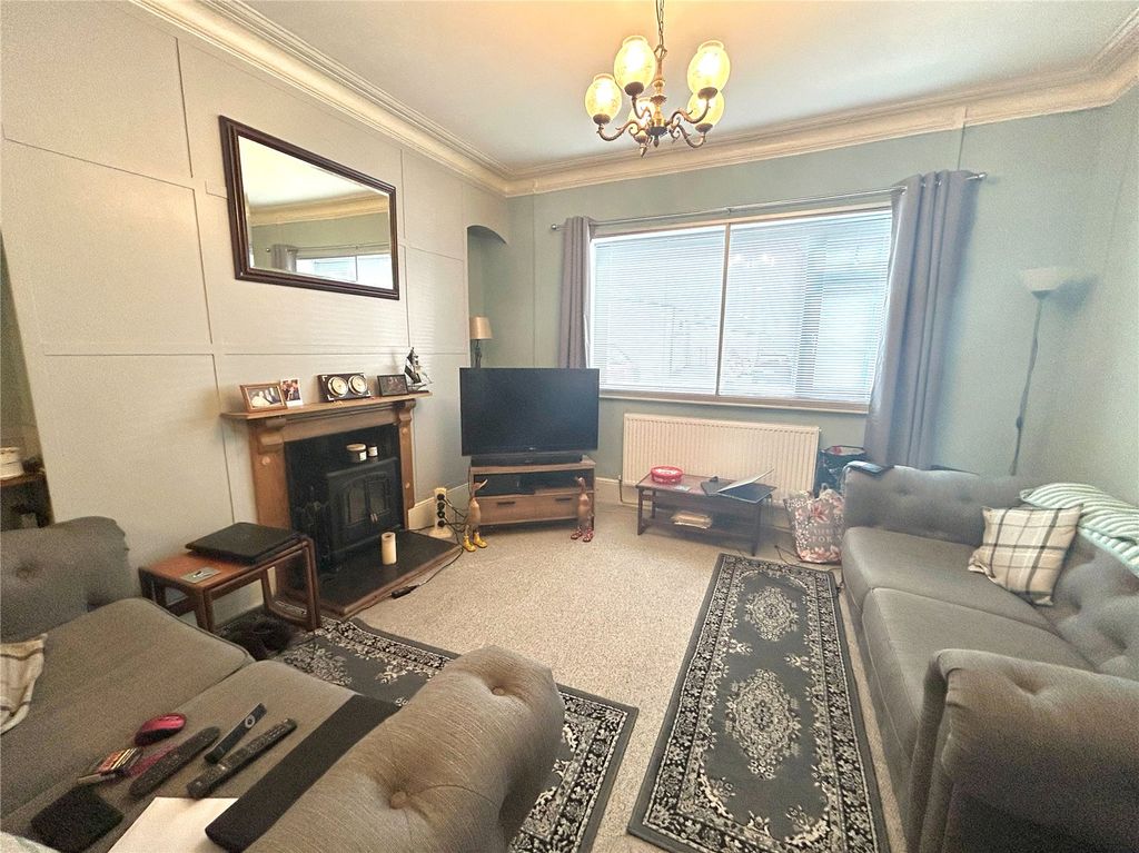 Property photo 3 of 13 Picture No. 15