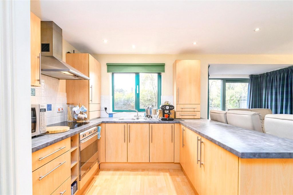 Property photo 3 of 13 Picture No. 13