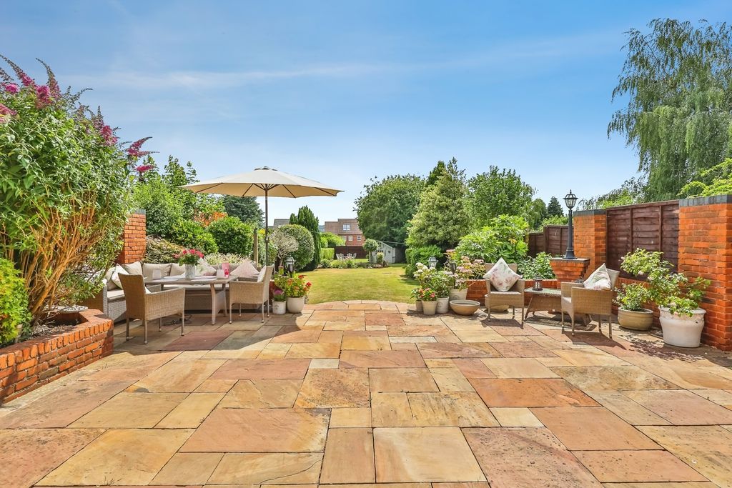Property photo 2 of 21 Pbox-Img.Jpg