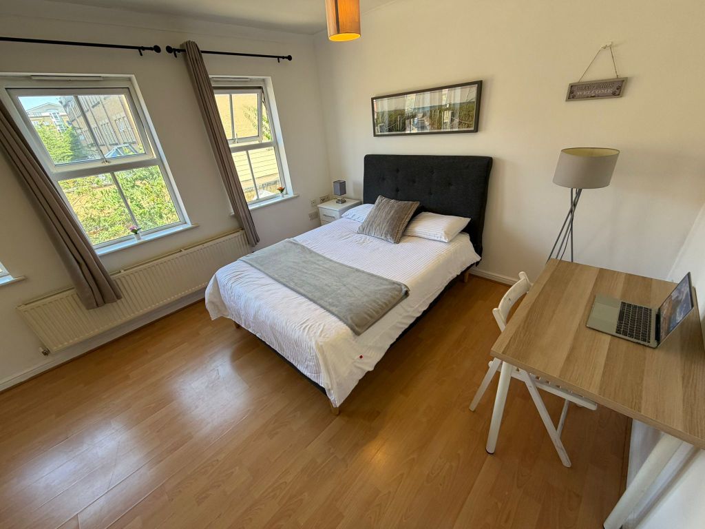 Property photo 3 of 13