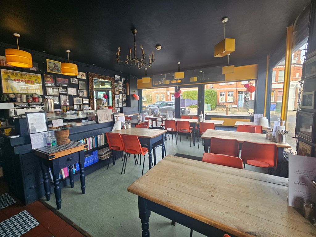 Property photo 2 of 6