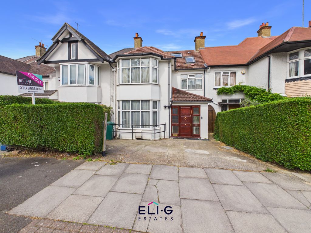 Property photo 1 of 20 6 / 7 Bed Linked Semi Detached House For Sale Ashbourne Avenue, London Nw11
