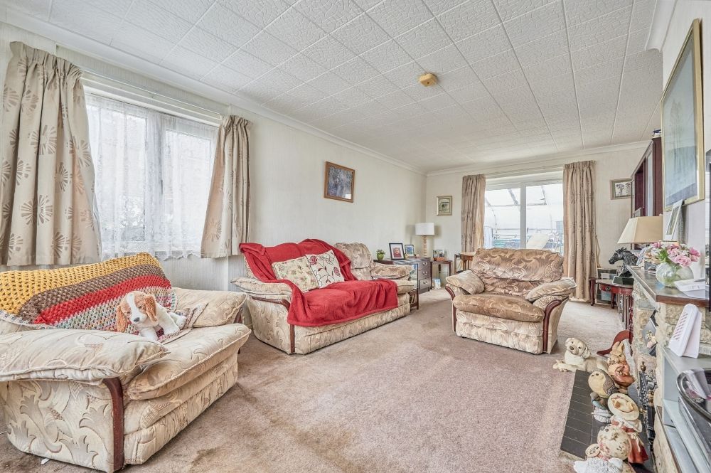 Property photo 3 of 21