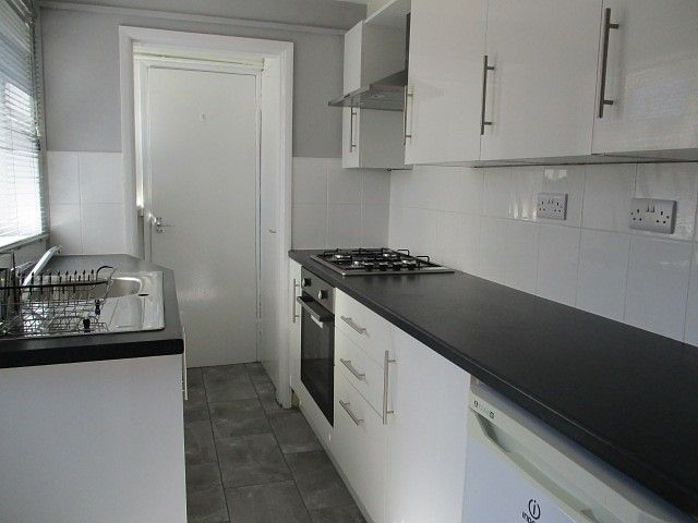 Property photo 2 of 16 (Main)