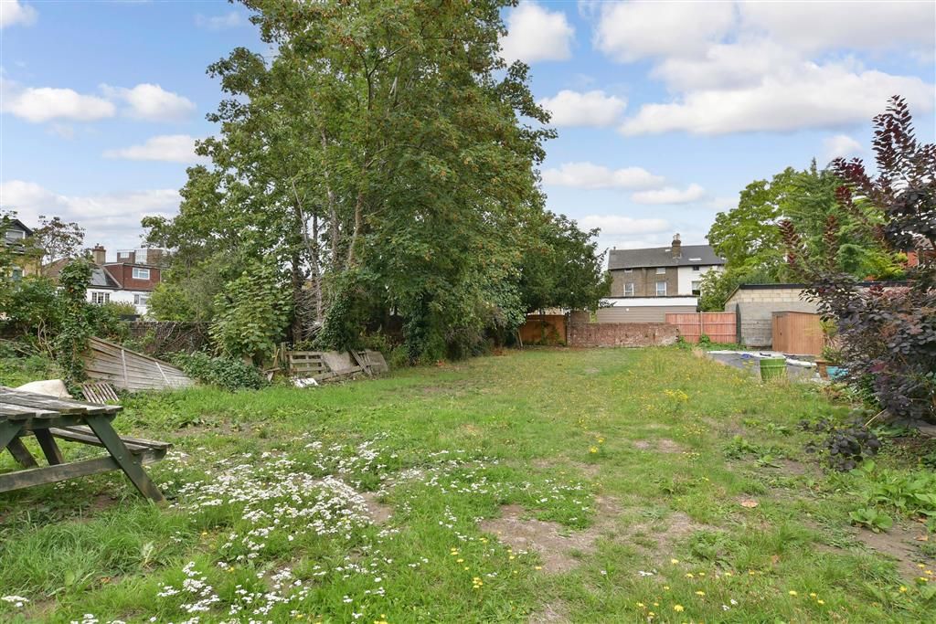 Property photo 2 of 11 Rear Garden