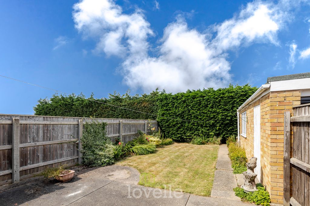 Property photo 3 of 23